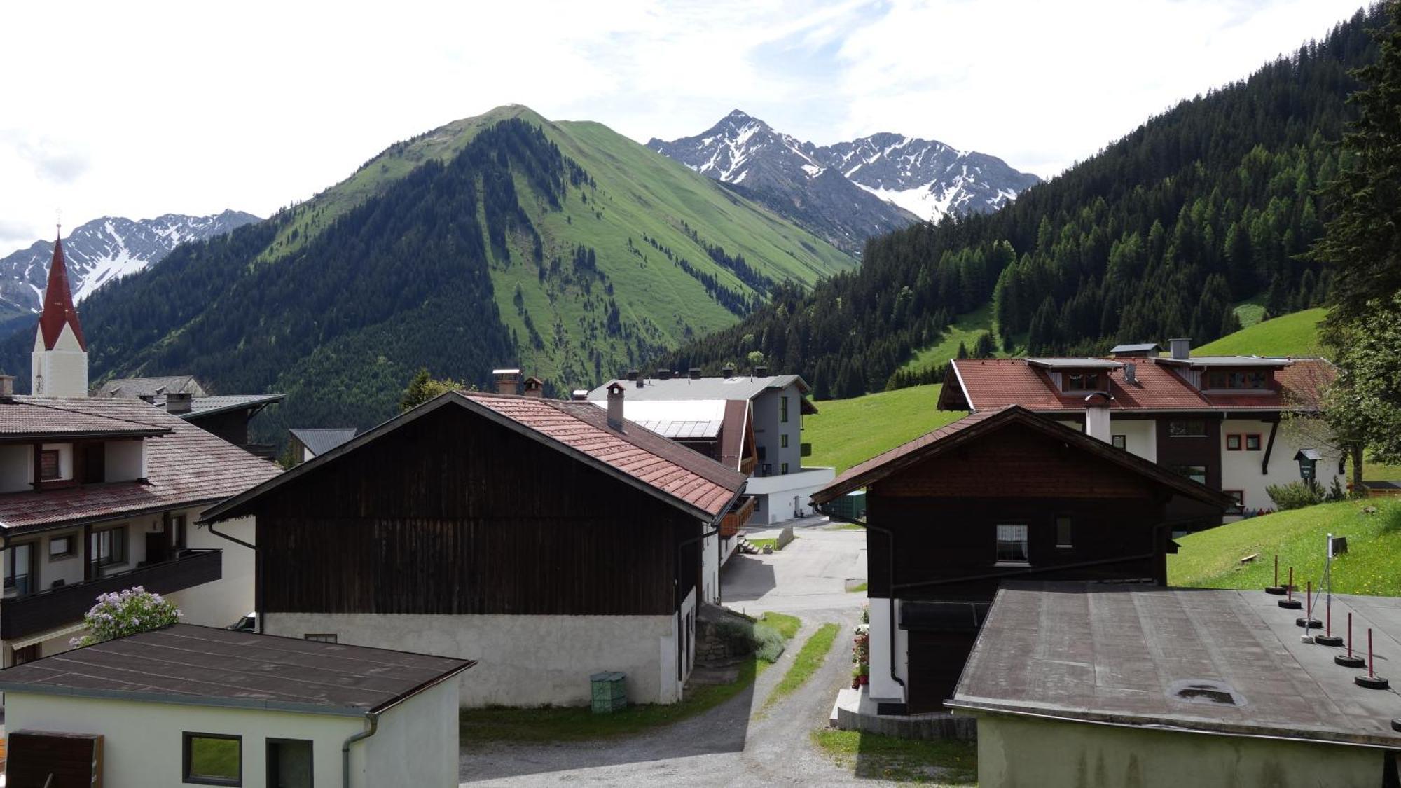 Landhaus Cornelia Berwang Exterior photo