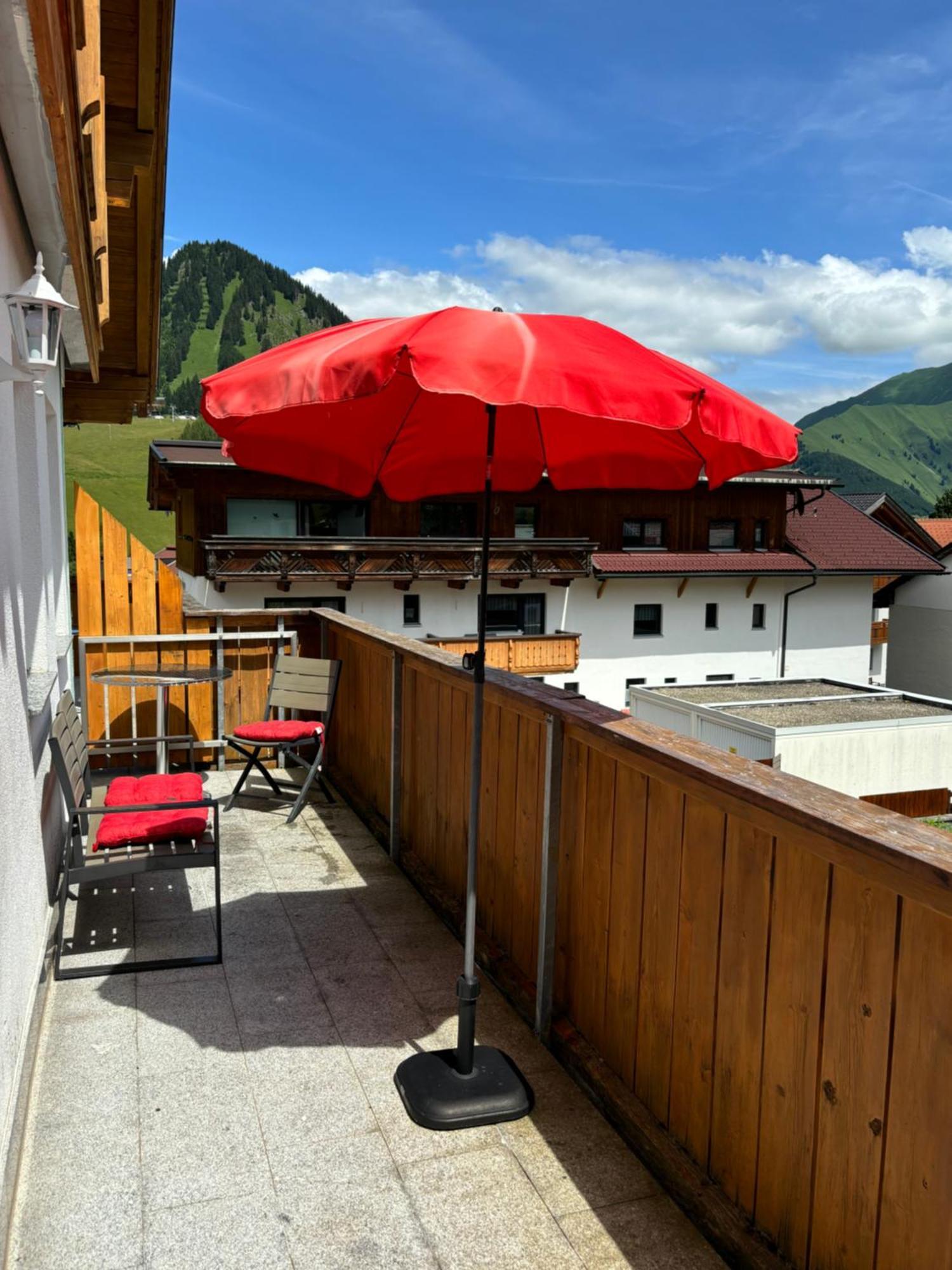 Landhaus Cornelia Berwang Exterior photo
